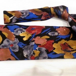 UNIQUE HANDMADE NECKTIE ISACO 100% SILK 59"L 3.5"W